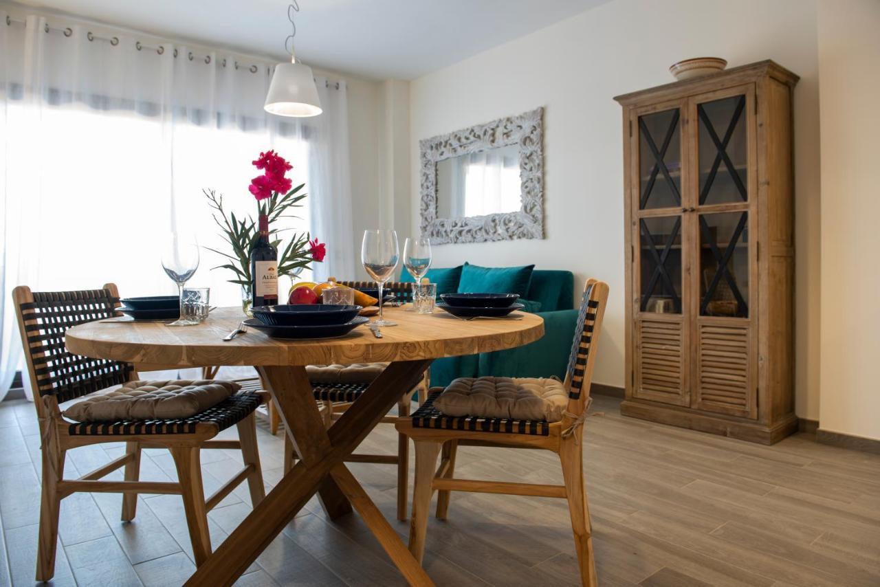 Green View Luxury Appartment In New Complex Pueblo Majorero Next To Golf Course 5 Min Walk From The Beach And Atlantico Shopping Centre In Caleta De Fuste Next To Cassino And Elba Sara Hotel 2 Bedrooms 2 Bathrooms Huge Terace! Esterno foto